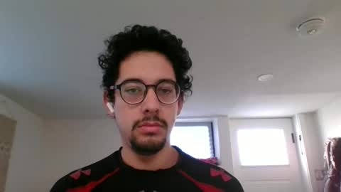 Snapshot of jean_hard_ chatting on 03/07/25, 12:45 jean_hard_ online show from 03/07/25, 12:45