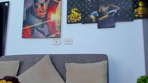 Jean  axelcrow       Modelo Independiente online show from 01/27/25, 01:37