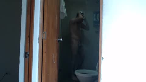 Snapshot of jeancarloscum chatting on 02/25/26, 05:33 Jean Carlos online show from 02/25/26, 05:33