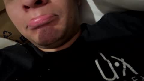 Snapshot of jeancocm chatting on 01/23/25, 09:39 jean online show from 01/23/25, 09:39