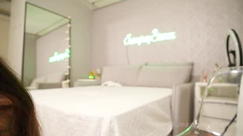 Bianca online show from 12/10/24, 08:49