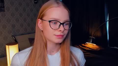 Jenny online show from 10/10/25, 07:18