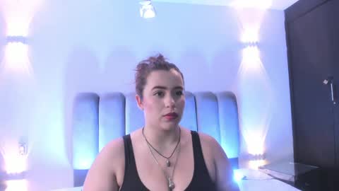 Snapshot of jeannewilliams_ chatting on 05/02/26, 12:32 Jeanne Williams online show from 05/02/26, 12:32