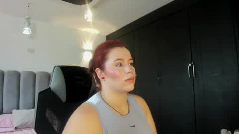 Snapshot of jeannewilliams_ chatting on 05/16/26, 12:48 Jeanne Williams online show from 05/16/26, 12:48