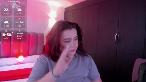 Snapshot of jeannewilliams_ chatting on 06/07/26, 12:42 Jeanne Williams online show from 06/07/26, 12:42