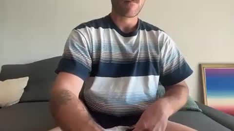 Snapshot of jeannojeanne13 chatting on 10/10/25, 12:37 jeannojeanne13 online show from 10/10/25, 12:37