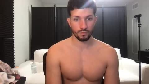 Snapshot of jeanwhitebianco chatting on 01/14/26, 10:36 jeanwhitebianco online show from 01/14/26, 10:36