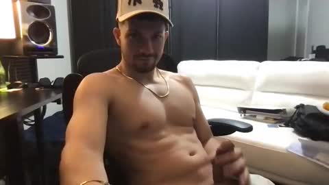 Snapshot of jeanwhitebianco chatting on 02/05/26, 01:32 jeanwhitebianco online show from 02/05/26, 01:32
