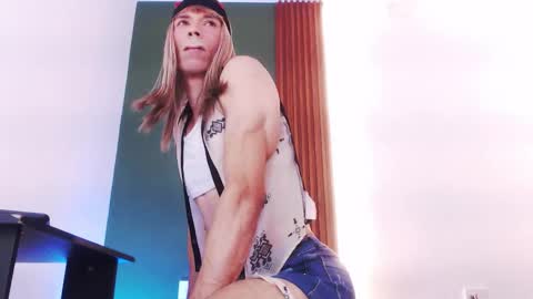 Snapshot of jeanys_sneider chatting on 01/06/26, 03:54 Jeays online show from 01/06/26, 03:54