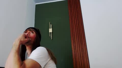 Snapshot of jeanys_sneider chatting on 02/25/26, 05:06 Jeays online show from 02/25/26, 05:06