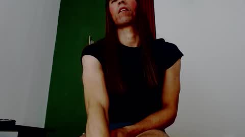 Snapshot of jeanys_sneider chatting on 03/15/26, 01:06 Jeays online show from 03/15/26, 01:06