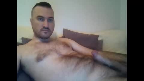 Snapshot of jebeni18 chatting on 12/01/25, 08:58 somefucker6666 online show from 12/01/25, 08:58