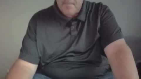 dadbody71 online show from 12/19/25, 09:11