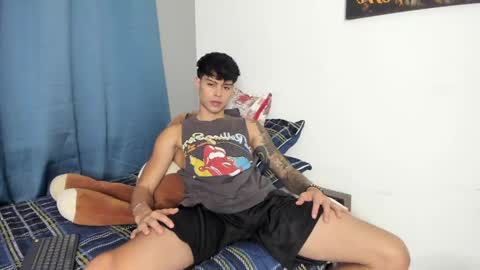 Jeanpii01 online show from 04/29/26, 05:00
