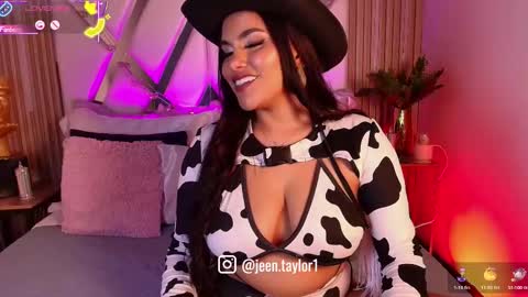 Jeen Taylor online show from 10/18/25, 08:09