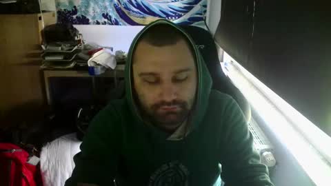 Snapshot of jeetzys chatting on 03/22/26, 10:07 you may know me lol online show from 03/22/26, 10:07