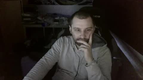Snapshot of jeetzys chatting on 03/26/26, 06:13 you may know me lol online show from 03/26/26, 06:13