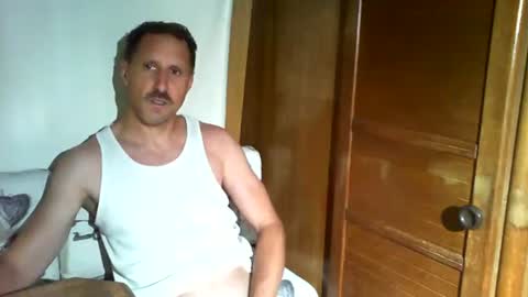 Snapshot of jef74700 chatting on 06/26/26, 05:45 Jrme online show from 06/26/26, 05:45