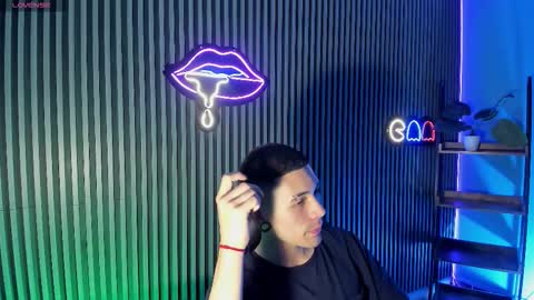 Snapshot of jefer_rick chatting on 11/14/25, 12:04 Jeff online show from 11/14/25, 12:04