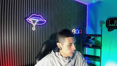 Snapshot of jefer_rick chatting on 12/01/25, 12:10 Jeff online show from 12/01/25, 12:10