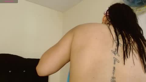 Snapshot of jeff_and_jade chatting on 02/06/26, 11:57 jeff and jade online show from 02/06/26, 11:57