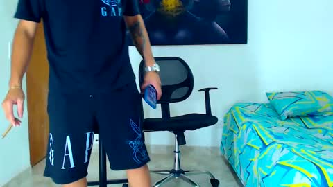 Snapshot of jeffer21_hot chatting on 01/22/25, 06:52 jeffer21_hot online show from 01/22/25, 06:52