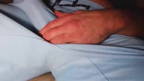 Snapshot of jeffersonel chatting on 11/20/25, 11:54 jeffersonel online show from 11/20/25, 11:54