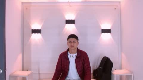 Snapshot of jeic_18 chatting on 09/15/25, 12:05 jeic 18 online show from 09/15/25, 12:05