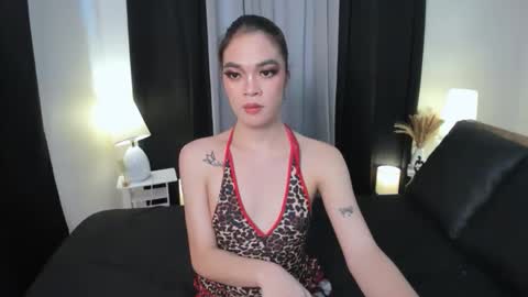 Snapshot of jelaimendoza13 chatting on 10/31/25, 12:00 jelaimendoza13 online show from 10/31/25, 12:00