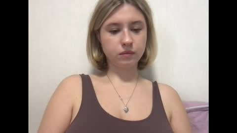 Snapshot of jelly_gum chatting on 11/11/25, 07:30 Inna online show from 11/11/25, 07:30