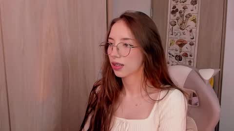 Snapshot of jelly_w5 chatting on 03/10/25, 09:51 Jelly  online show from 03/10/25, 09:51