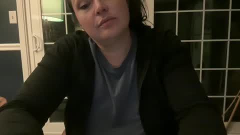 Snapshot of jellybeanin chatting on 12/29/24, 07:39 Jelli online show from 12/29/24, 07:39