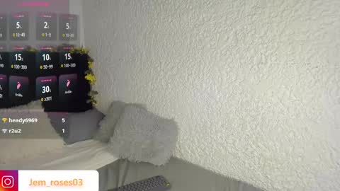 jem roses3 online show from 12/14/24, 09:51