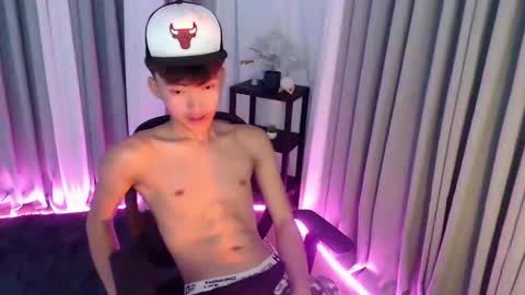 jemart_urnaughtboy online show from 05/09/26, 10:31