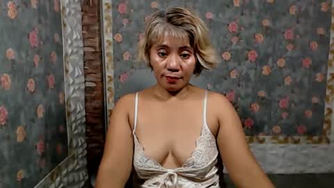 Snapshot of jemm36 chatting on 12/14/24, 10:56 Jem online show from 12/14/24, 10:56