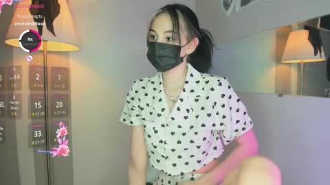 Snapshot of jenayorteg chatting on 12/21/25, 11:34 Molly online show from 12/21/25, 11:34