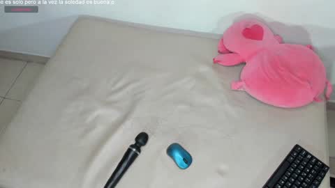 Jenelotizz online show from 12/08/24, 03:45