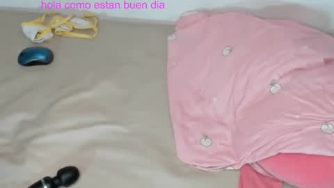 Jenelotizz online show from 12/22/24, 03:22