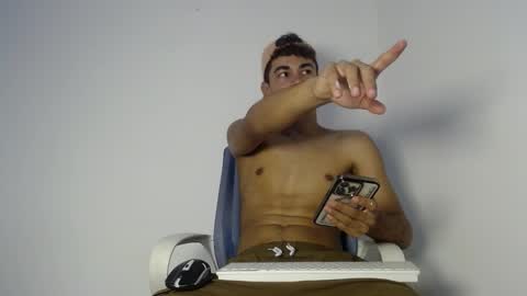 jenfrysuarez online show from 02/25/26, 10:30