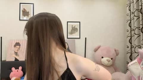 Dolly online show from 04/29/26, 05:30