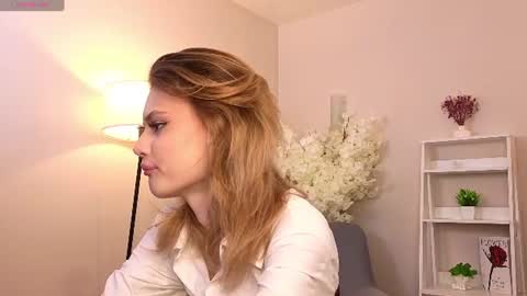 Snapshot of jenifercloudy chatting on 06/21/26, 12:19 jenifercloudy online show from 06/21/26, 12:19