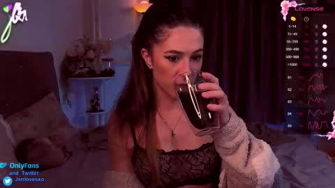 Snapshot of jeniferlovex chatting on 02/27/26, 11:38 jeniferlovex online show from 02/27/26, 11:38