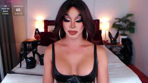 Queen Jenifer online show from 05/02/26, 07:19