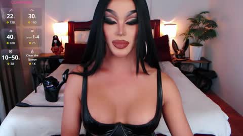 Snapshot of jenifers_body chatting on 05/09/26, 12:16 Queen Jenifer online show from 05/09/26, 12:16
