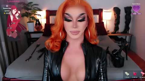 Snapshot of jenifers_body chatting on 07/31/26, 05:51 Queen Jenifer online show from 07/31/26, 05:51