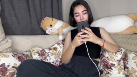 Snapshot of jenifersimon chatting on 10/11/25, 06:06 Jenifer online show from 10/11/25, 06:06