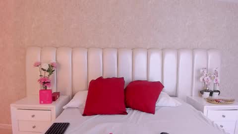 Samanta online show from 11/20/25, 06:29