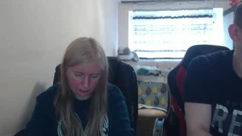 JenisAndPeter online show from 04/26/26, 05:10