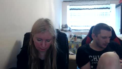 Snapshot of jenisandpeter chatting on 05/23/26, 06:07 JenisAndPeter online show from 05/23/26, 06:07