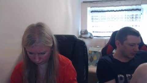 Snapshot of jenisandpeter chatting on 05/31/26, 07:15 JenisAndPeter online show from 05/31/26, 07:15